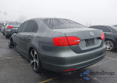 2012 Volkswagen Jetta 2.0L S z USA, uszkodzony, nr VIN 3VW2K7AJ5CM408852